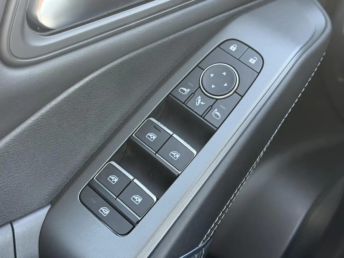 1.5 e-Power N-Connecta / Panoramadak / Facelift / Navigatie / 360 Camera / Dodehoek Detectie /  Apple Carplay& Android Auto / Adaptieve Cruise / Clima / DAB /