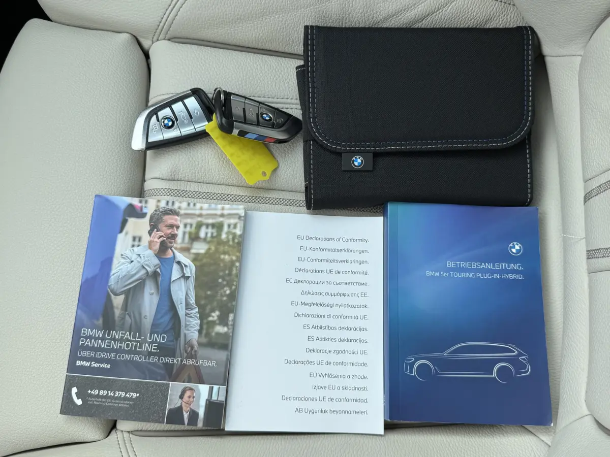 530e High Executive INDIVIDUAL / Dealer Onderhouden / Harman Kardon / 1.700 kg Trekgewicht / Elektrische Verstelbare Stoelen / Stoelverwarming / Parkeersensoren Voor en Achter / Elek. Achter