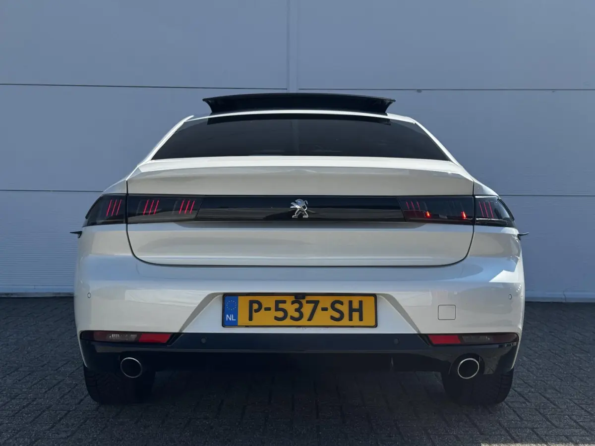 1.6 HYbrid GT / Panoramadak / Adaptief Cruise Control / Elektrische Voorstoelen Met Massage&Geheugen / Dode Hoek Detectie / 360 Camera