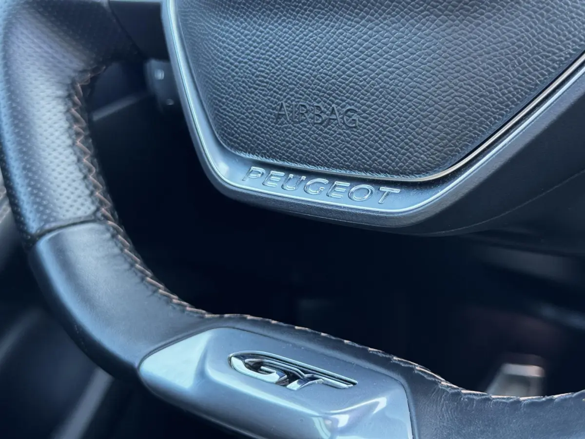 1.6 HYbrid GT / Panoramadak / Adaptief Cruise Control / Elektrische Voorstoelen Met Massage&Geheugen / Dode Hoek Detectie / 360 Camera