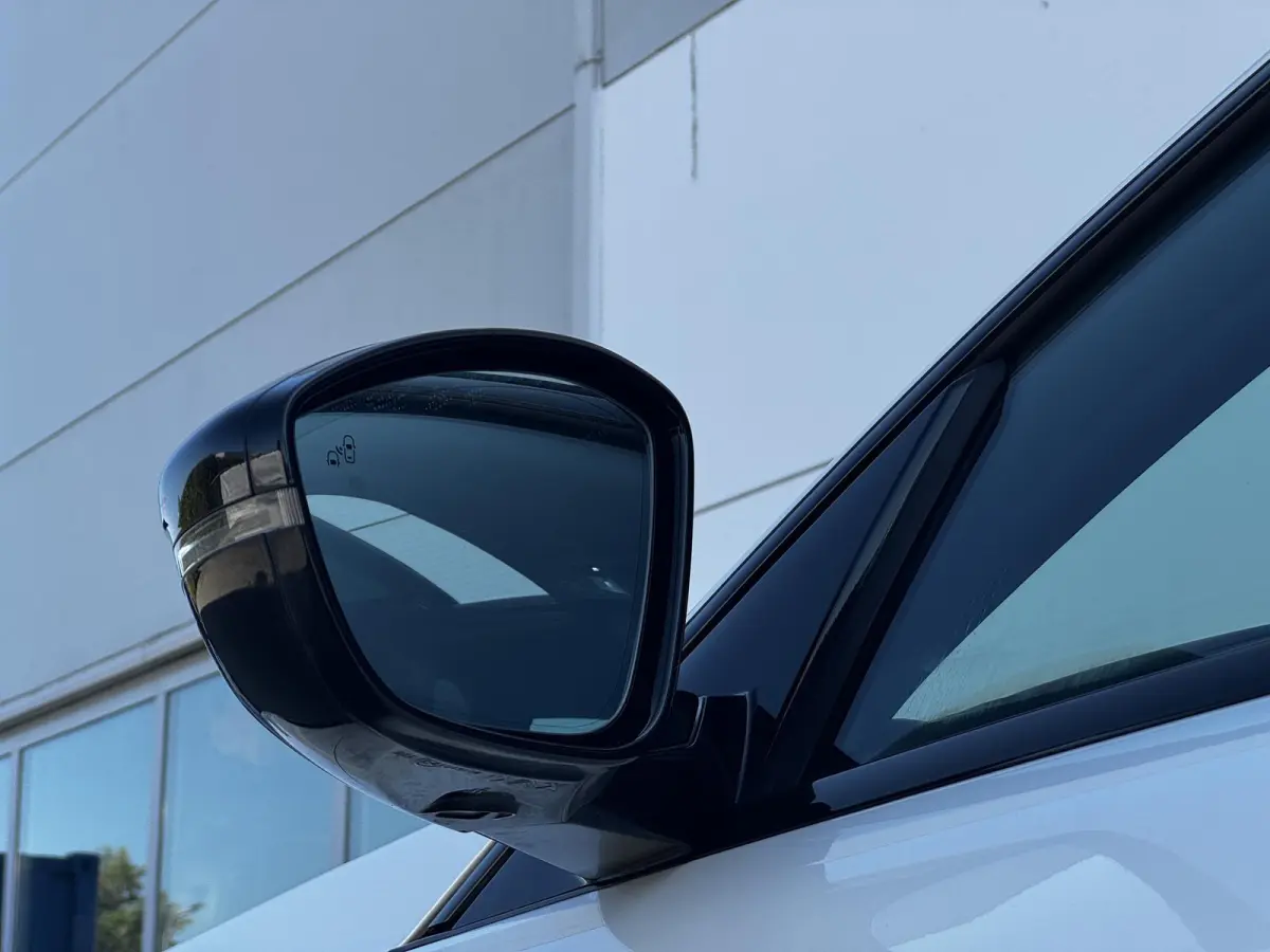 1.6 HYbrid GT / Panoramadak / Adaptief Cruise Control / Elektrische Voorstoelen Met Massage&Geheugen / Dode Hoek Detectie / 360 Camera