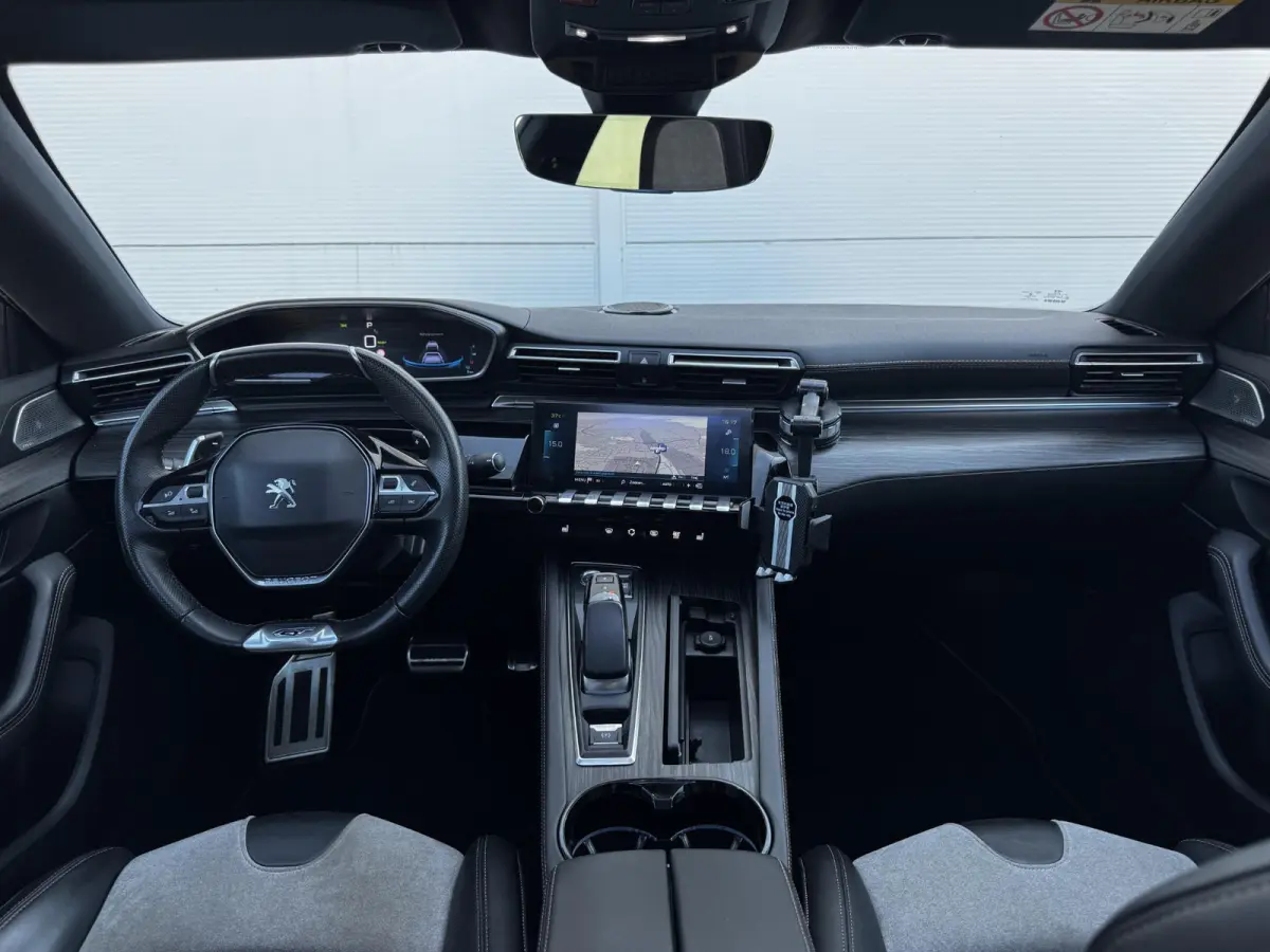 1.6 HYbrid GT / Panoramadak / Adaptief Cruise Control / Elektrische Voorstoelen Met Massage&Geheugen / Dode Hoek Detectie / 360 Camera