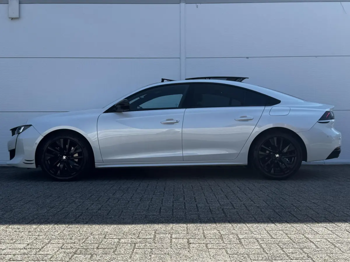 1.6 HYbrid GT / Panoramadak / Adaptief Cruise Control / Elektrische Voorstoelen Met Massage&Geheugen / Dode Hoek Detectie / 360 Camera