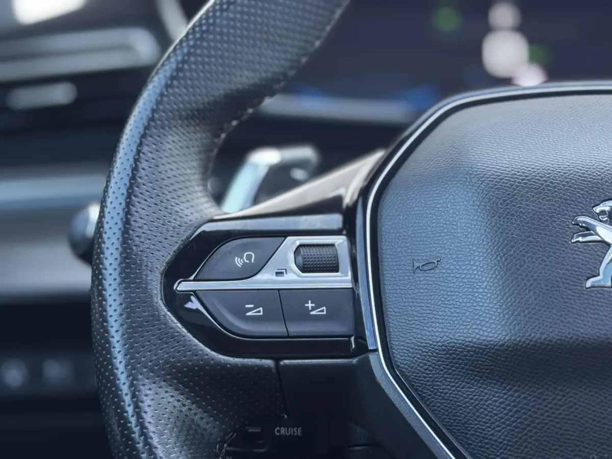 1.6 HYbrid GT / Panoramadak / Adaptief Cruise Control / Elektrische Voorstoelen Met Massage&Geheugen / Dode Hoek Detectie / 360 Camera