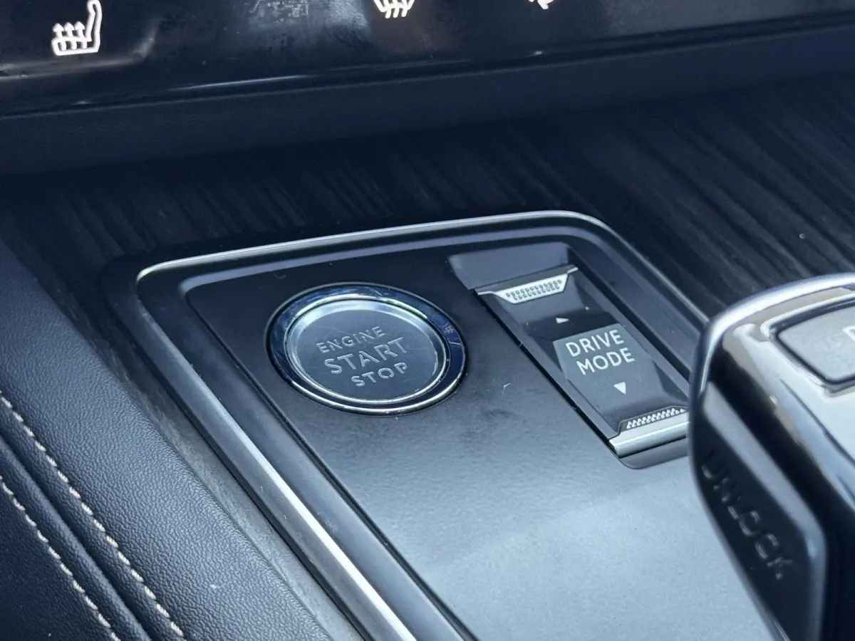 1.6 HYbrid GT / Panoramadak / Adaptief Cruise Control / Elektrische Voorstoelen Met Massage&Geheugen / Dode Hoek Detectie / 360 Camera