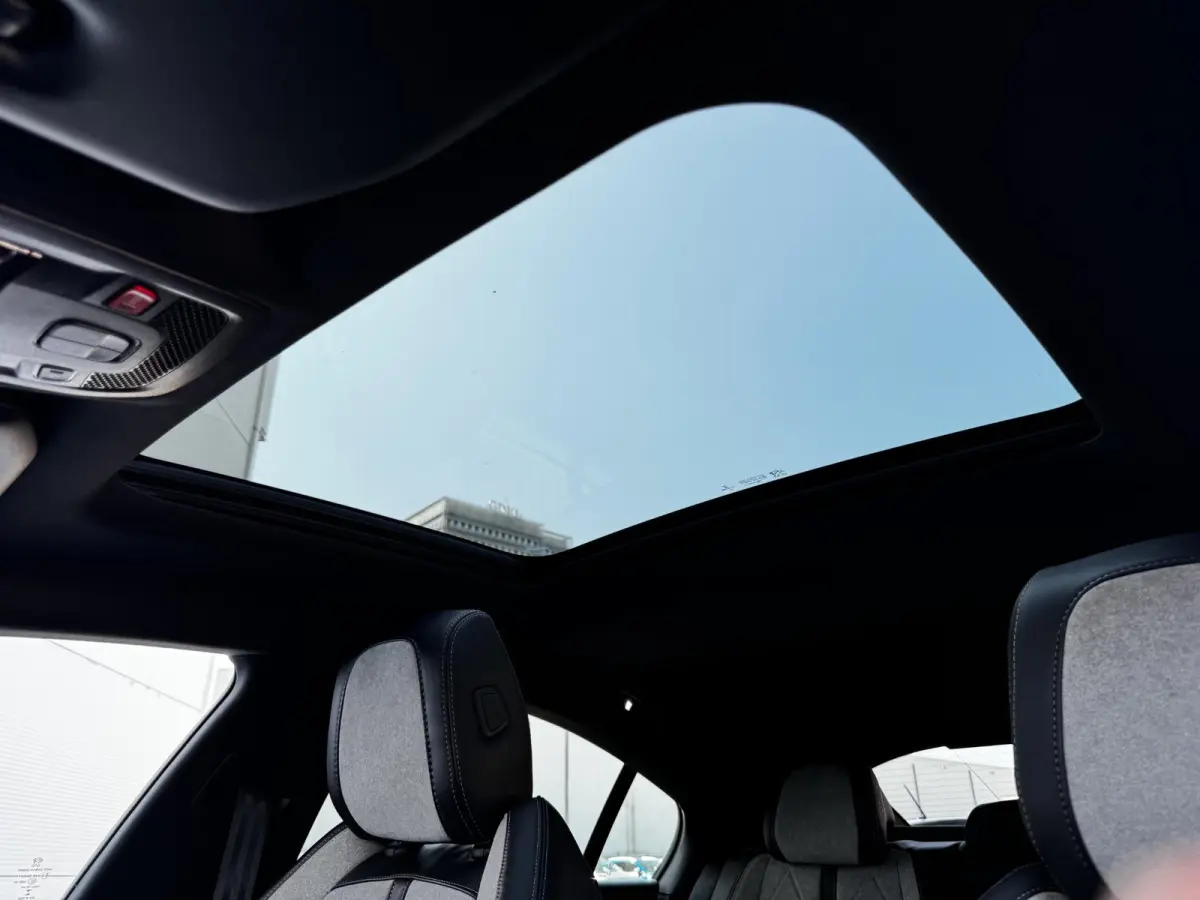 1.6 HYbrid GT / Panoramadak / Adaptief Cruise Control / Elektrische Voorstoelen Met Massage&Geheugen / Dode Hoek Detectie / 360 Camera