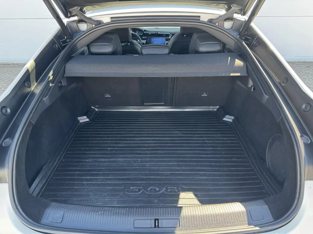 1.6 HYbrid GT / Panoramadak / Adaptief Cruise Control / Elektrische Voorstoelen Met Massage&Geheugen / Dode Hoek Detectie / 360 Camera