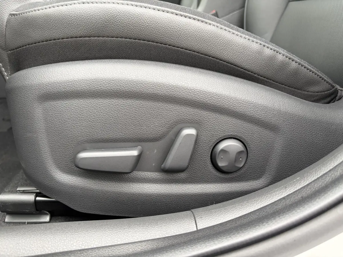 1.6 T-GDi Premium ** Nu met € 4.000 Voordeel ** Nieuw uit voorraad leverbaar **