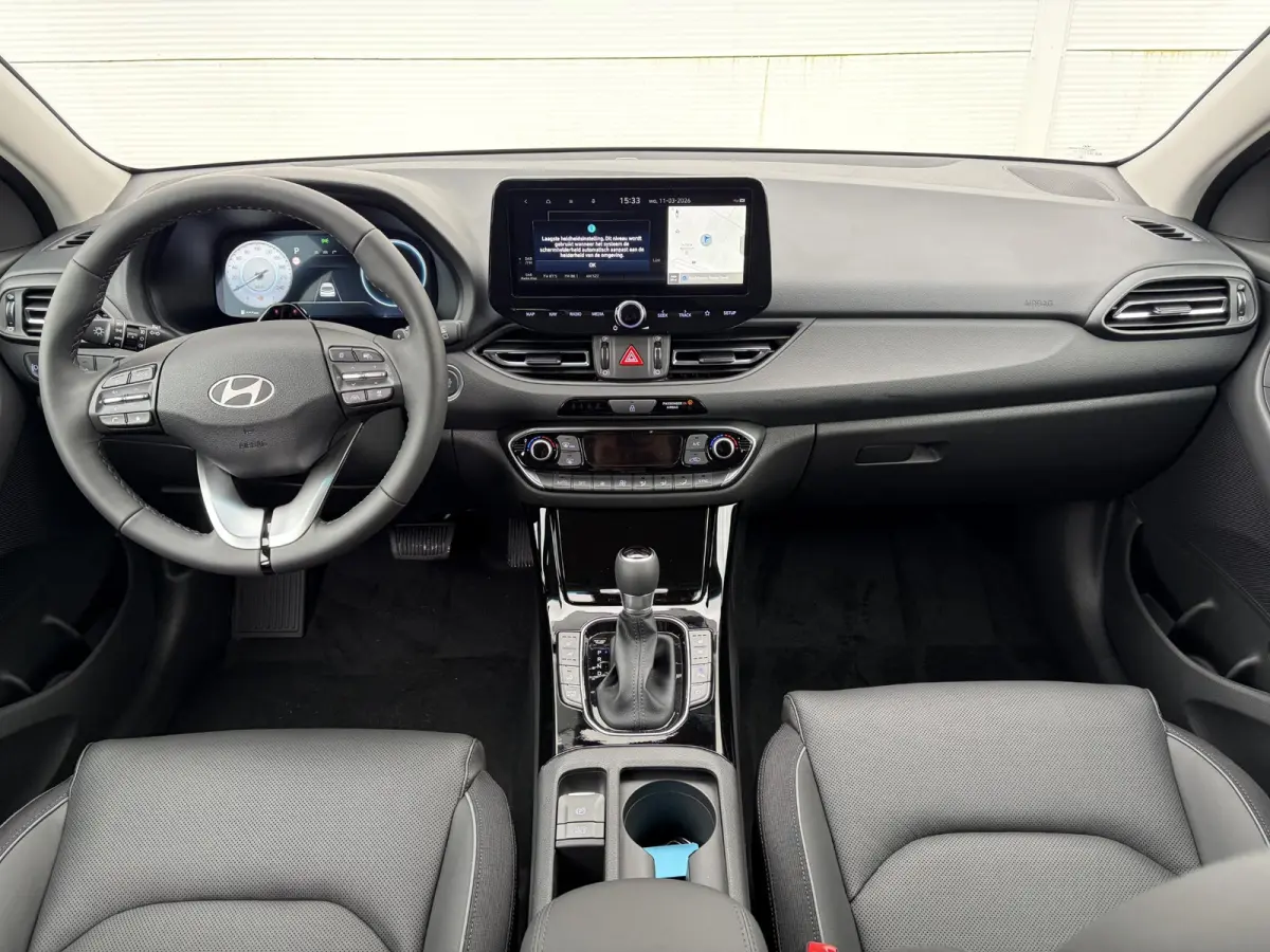 1.6 T-GDi Premium ** Nu met € 4.000 Voordeel ** Nieuw uit voorraad leverbaar **