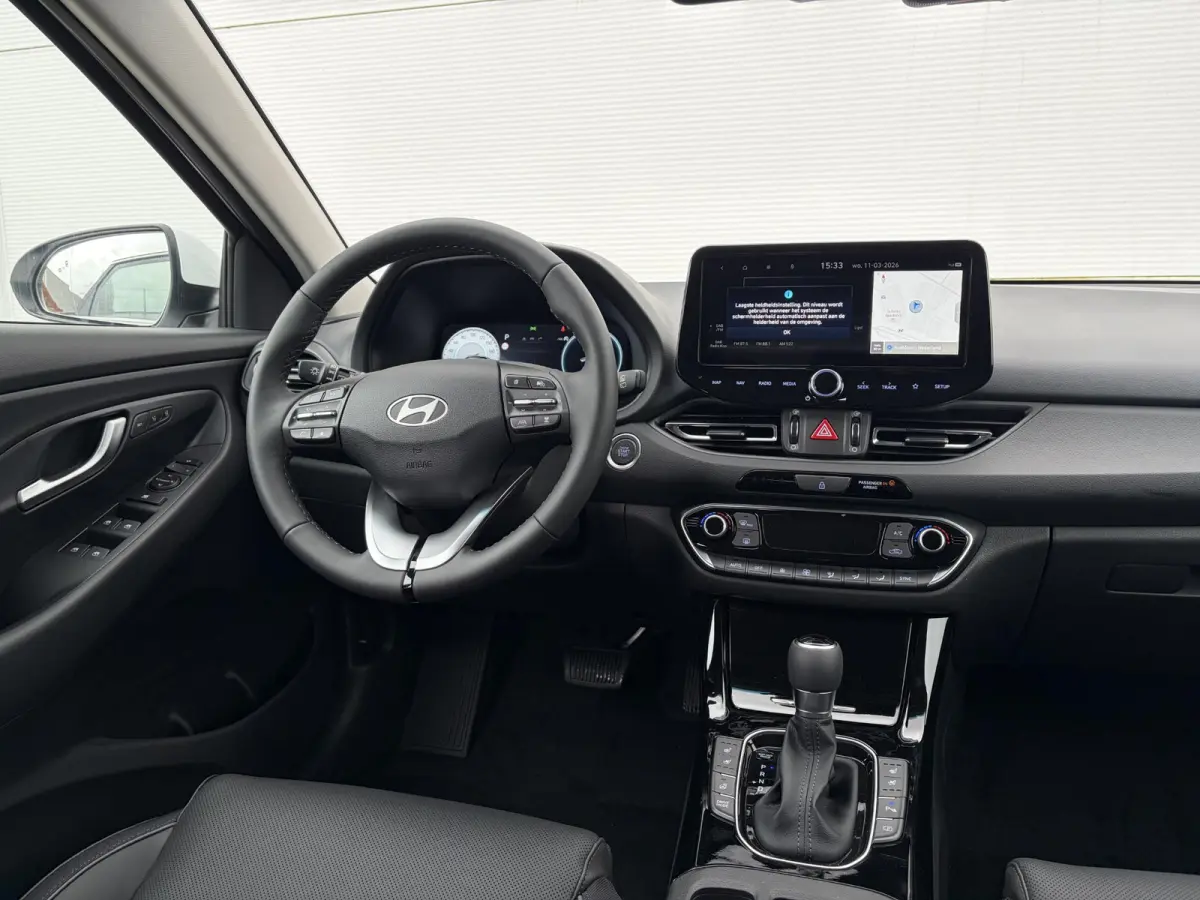 1.6 T-GDi Premium ** Nu met € 4.000 Voordeel ** Nieuw uit voorraad leverbaar **