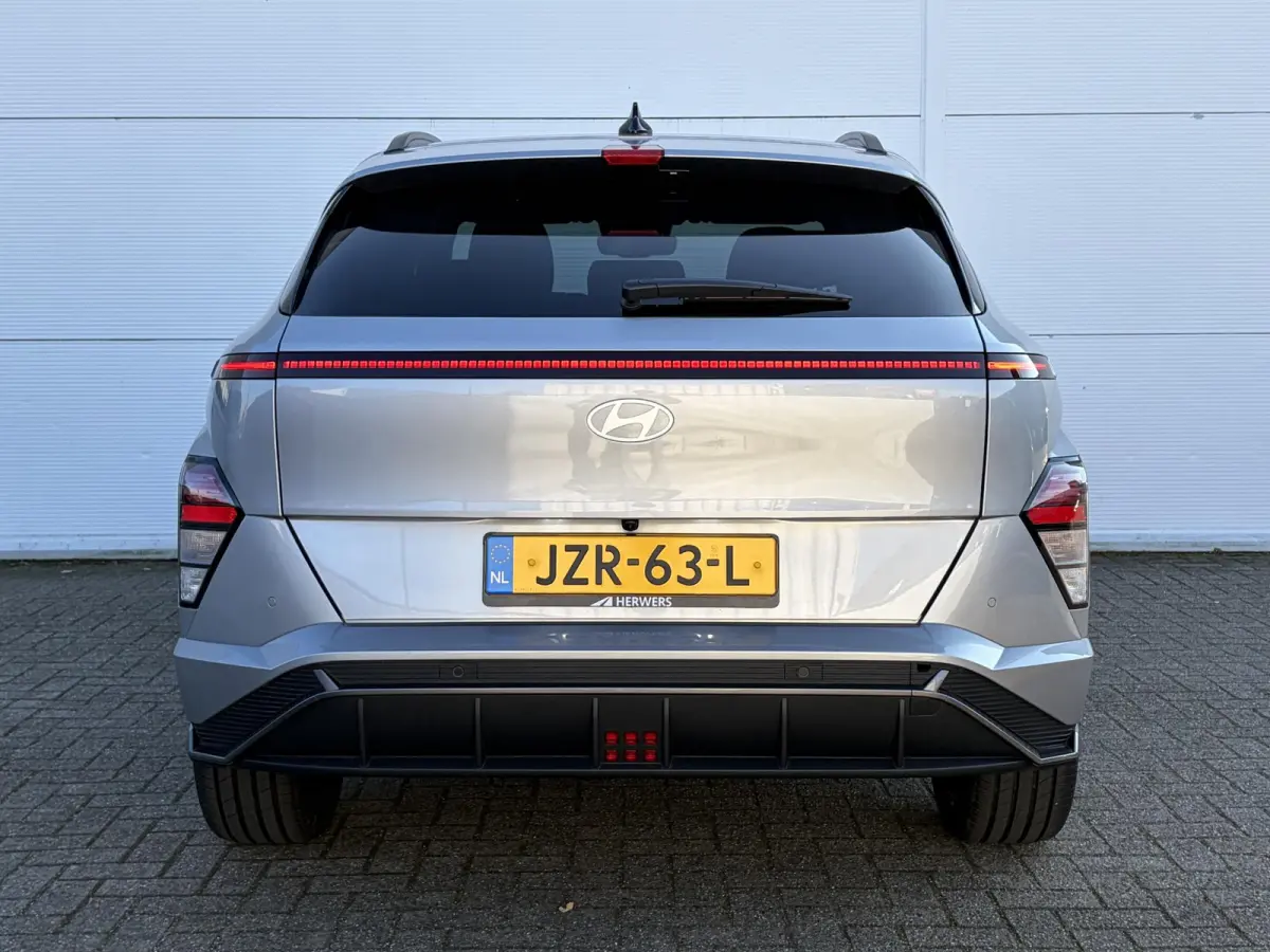 N Line Business 64.8 kWh / Adaptieve Cruise Control / Apple Carplay/Android Auto / Navigatie / Achteruitrijcamera / DAB / Climate Control /