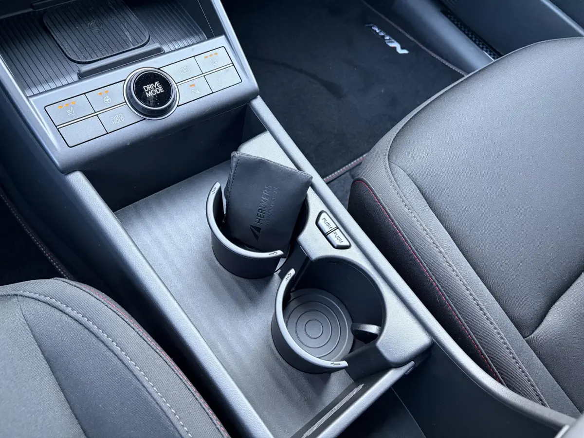 N Line Business 64.8 kWh / Adaptieve Cruise Control / Apple Carplay/Android Auto / Navigatie / Achteruitrijcamera / DAB / Climate Control /