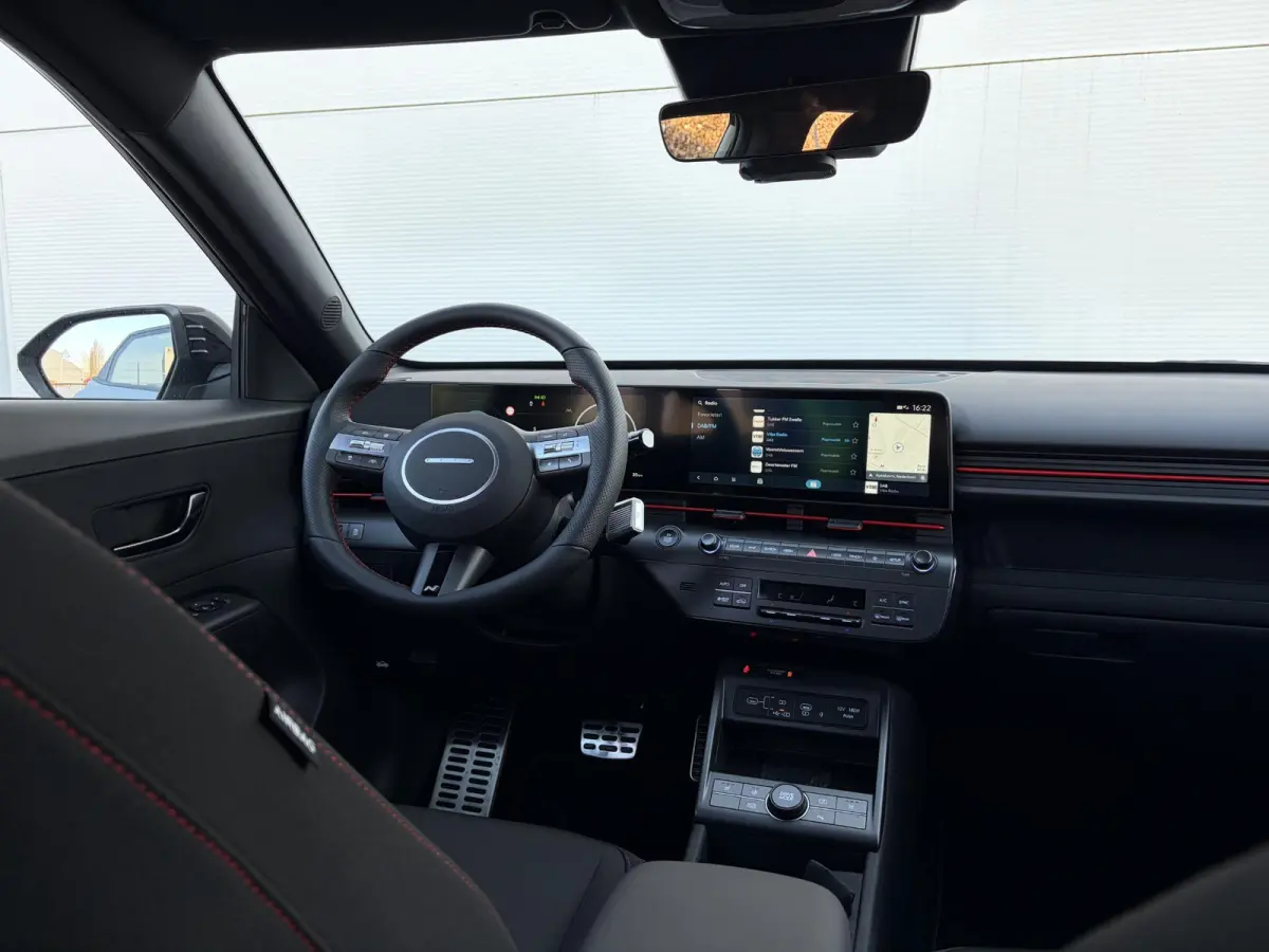 N Line Business 64.8 kWh / Adaptieve Cruise Control / Apple Carplay/Android Auto / Navigatie / Achteruitrijcamera / DAB / Climate Control /