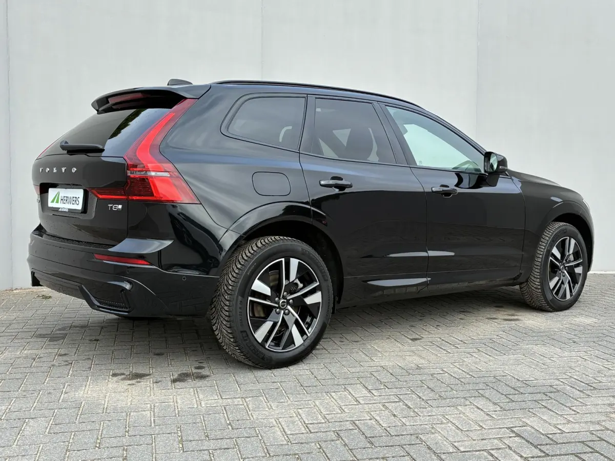 2.0 T8 Plug-in hybrid AWD Ultra Bright / 12-2025 / Facelift / Schuif-/Kantel dak / All-Season banden 19 / Stoel-/Stuur-/Achterbankverwarming / Zeer Luxe /