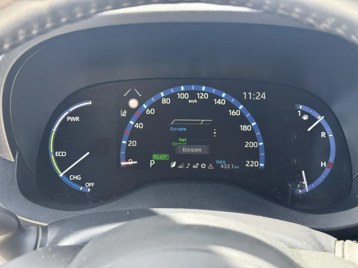 1.5 Hybrid Dynamic / Navigatie / Apple Carplay / Achteruitrijcamera / Stuur-, Stoel en voorruitverwarming / Trekhaak
