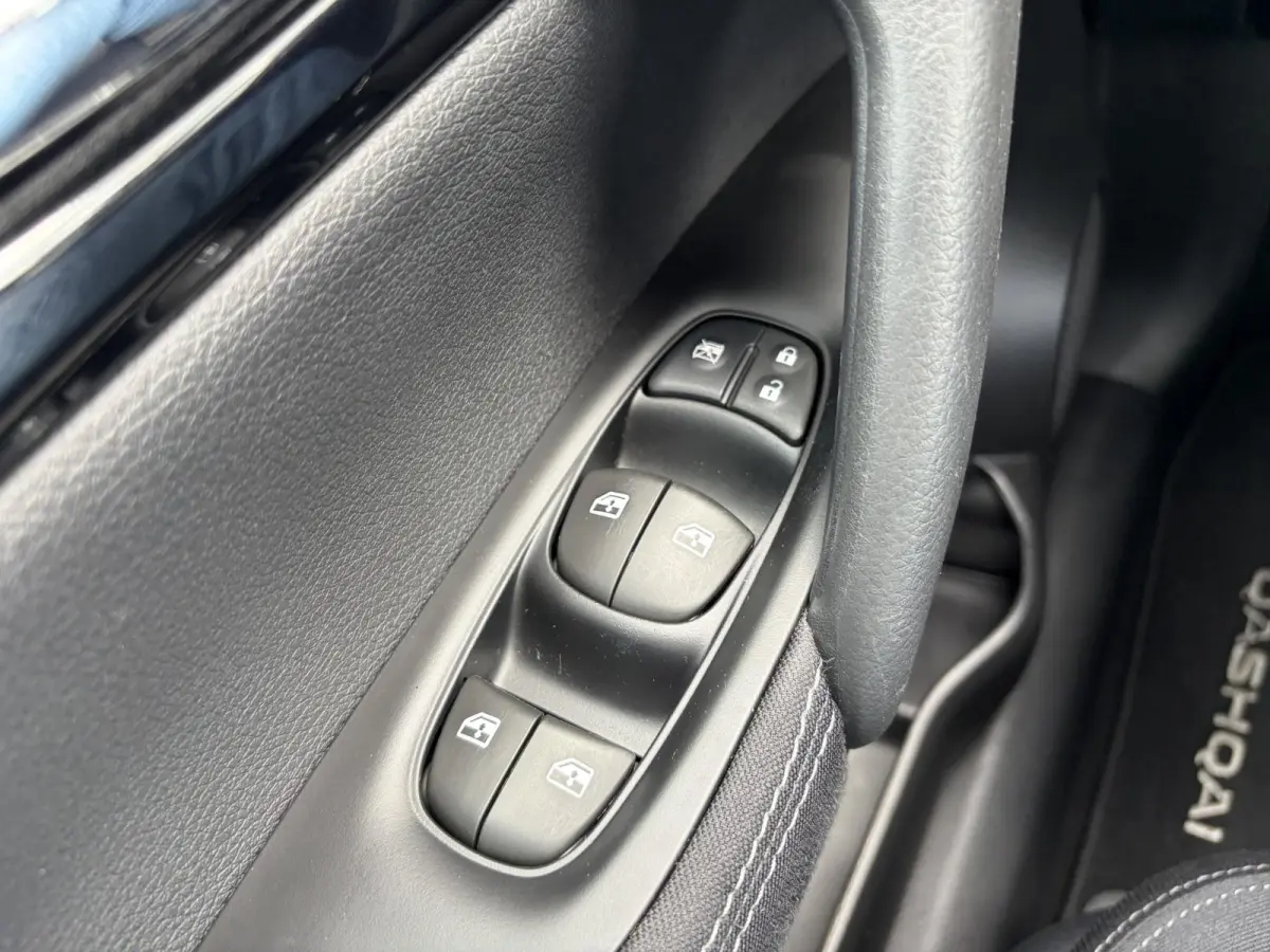 1.3 DIG-T Design Edition / Trekhaak ( 1300 kg ) / Apple Carplay/Android Auto / Airco (automatisch) /