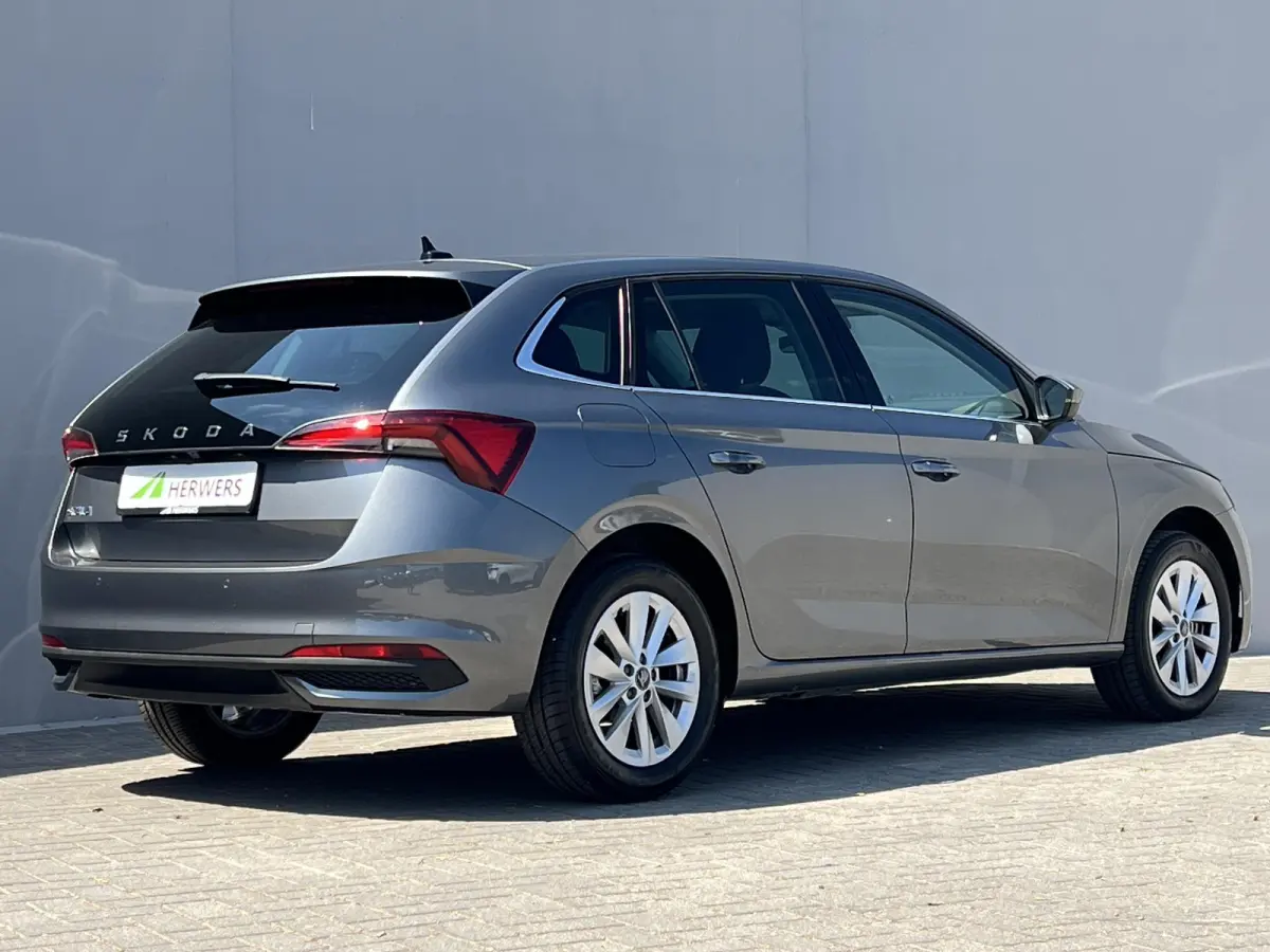 1.0 TSI Selection / Garantie tot 02-2029 tot 60.000km / Cruise Control / Camera / Navigatie via Apple Carplay Android / Climate Control / 16" LM wielen /
