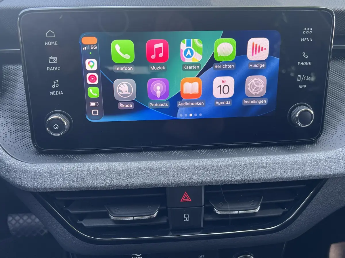 1.0 TSI Selection / Garantie tot 02-2029 tot 60.000km / Cruise Control / Camera / Navigatie via Apple Carplay Android / Climate Control / 16" LM wielen /