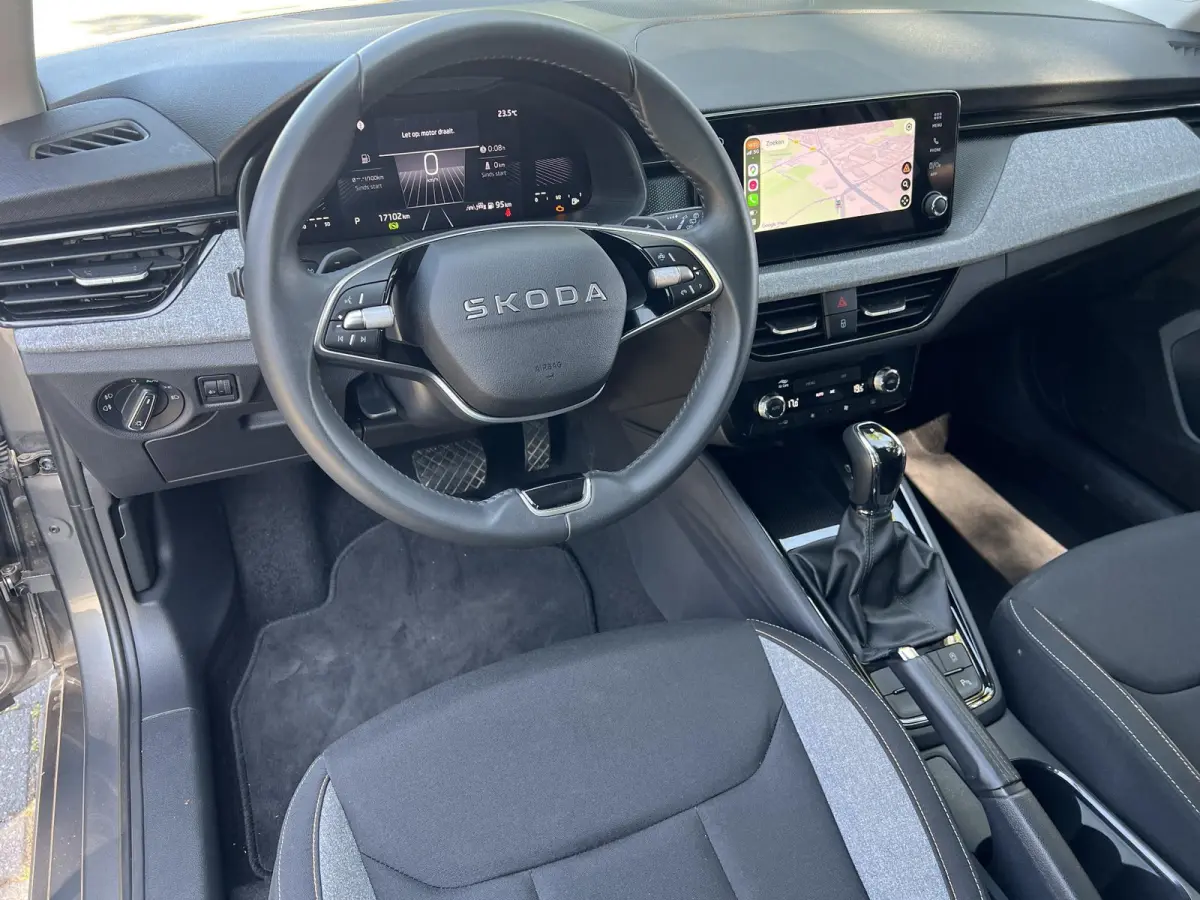 1.0 TSI Selection / Garantie tot 02-2029 tot 60.000km / Cruise Control / Camera / Navigatie via Apple Carplay Android / Climate Control / 16" LM wielen /