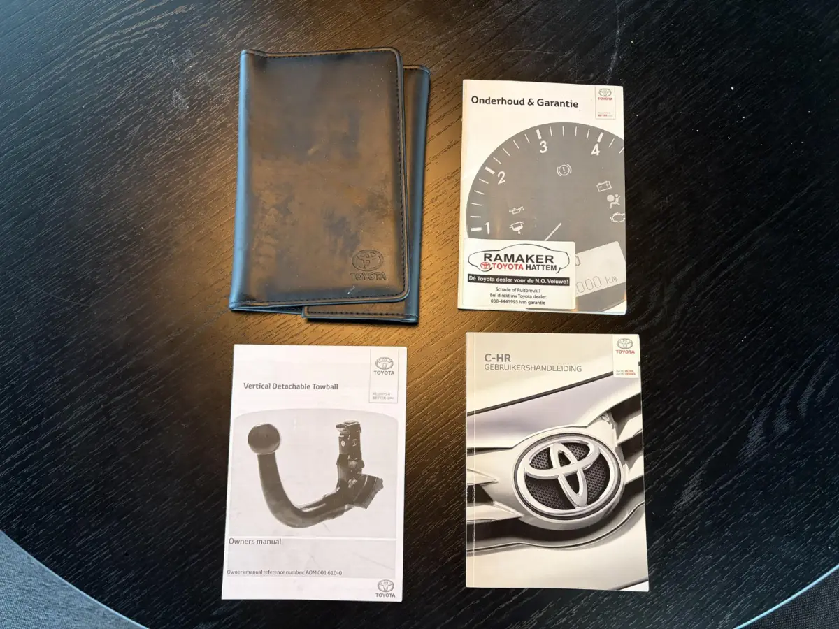 1.2 First Edition / Trekhaak (  1300 kg ) / Cruise control adaptief /  Navigatiesysteem /