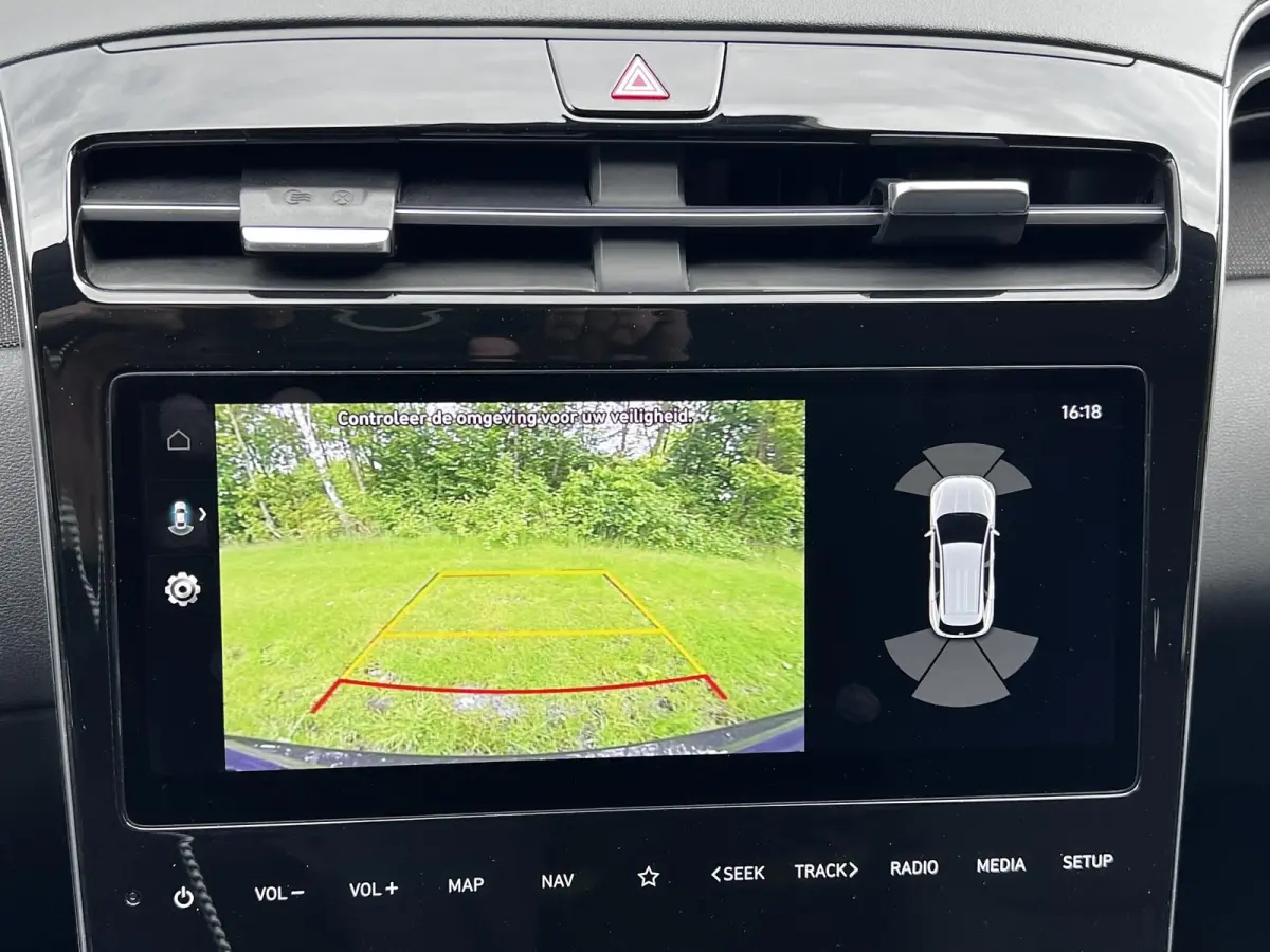 1.6 T-GDI PHEV Comfort Smart 4WD / Fabrieksgarantie tot 02-2027 / Afn. trekhaak 1.350 kg / Navigatie / Apple Carplay Android / Camera / Stuur- & stoelverwarming /19" LM wielen /