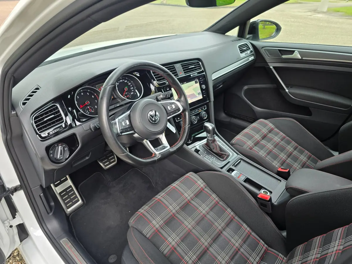2.0 TSI GTI Performance AUT/dak/XENON/cruise