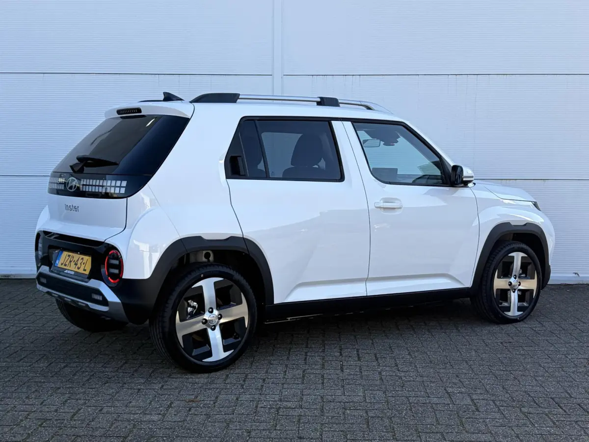 Evolve Sky 49 kWh /Winter & Tech Pack /Apple Carplay & Android Auto / Adaptieve Cruise control/ Airco Climate Control / Navigatie / 3-fase laden