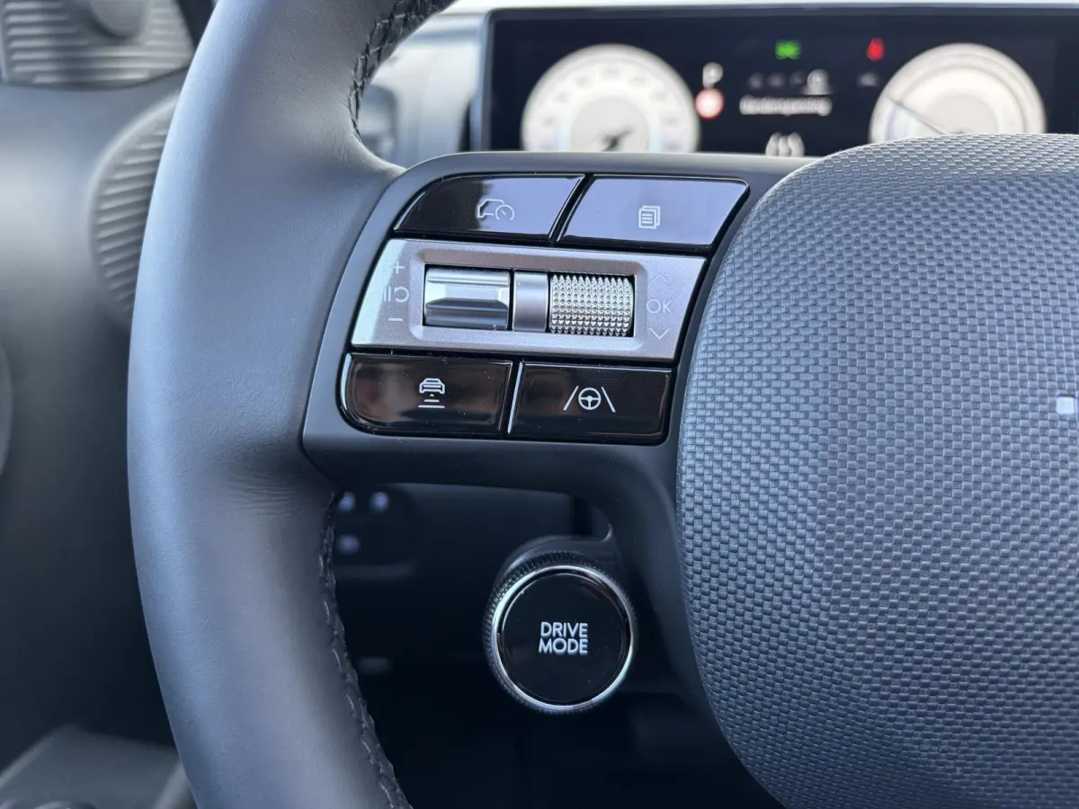 Evolve Sky 49 kWh /Winter & Tech Pack /Apple Carplay & Android Auto / Adaptieve Cruise control/ Airco Climate Control / Navigatie / 3-fase laden