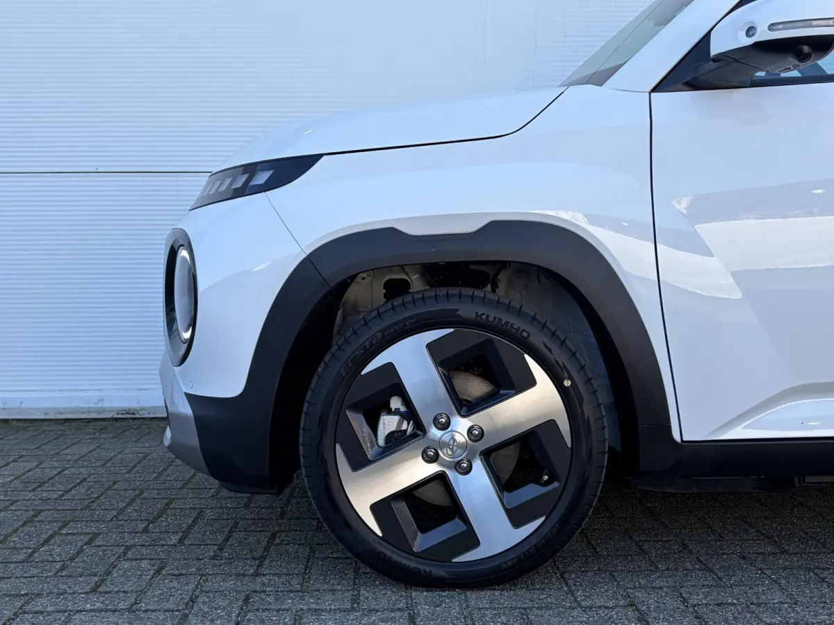 Evolve Sky 49 kWh /Winter & Tech Pack /Apple Carplay & Android Auto / Adaptieve Cruise control/ Airco Climate Control / Navigatie / 3-fase laden