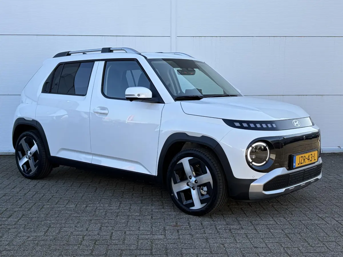 Evolve Sky 49 kWh /Winter & Tech Pack /Apple Carplay & Android Auto / Adaptieve Cruise control/ Airco Climate Control / Navigatie / 3-fase laden