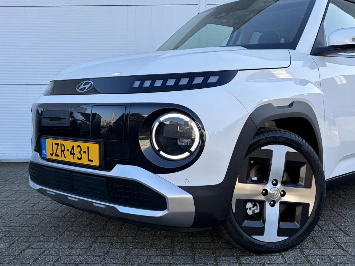 Evolve Sky 49 kWh /Winter & Tech Pack /Apple Carplay & Android Auto / Adaptieve Cruise control/ Airco Climate Control / Navigatie / 3-fase laden