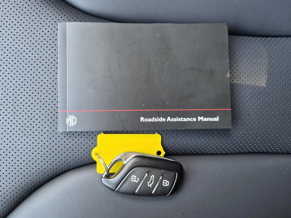 1.5 Luxury / Fabrieksgarantie tot 12-2032<150.000 km / Stuur- & Stoelverwarming / Elektrische achterklep / Rondomzicht camera / Apple Carplay Android Auto / Adaptief cruise control / Draadlo