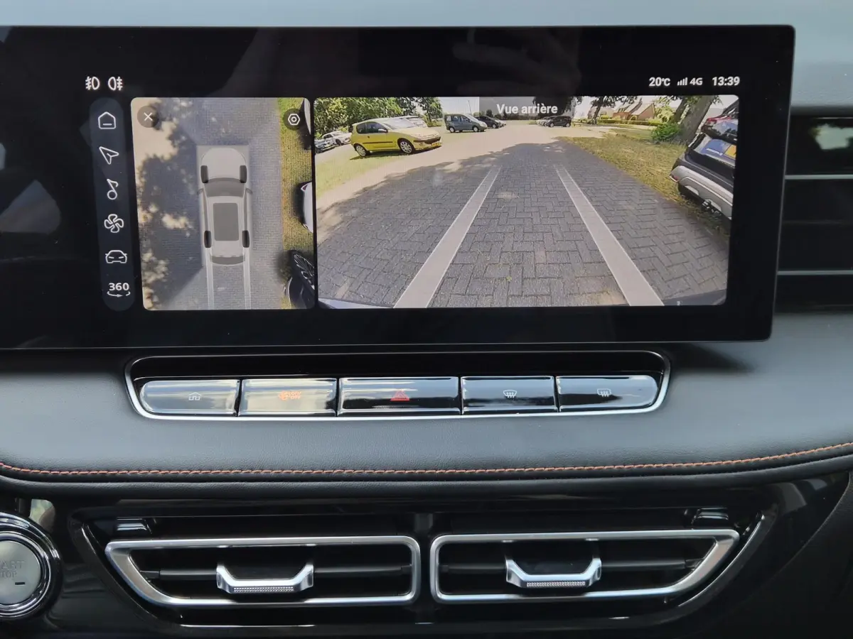 1.5 Luxury / Fabrieksgarantie tot 12-2032<150.000 km / Stuur- & Stoelverwarming / Elektrische achterklep / Rondomzicht camera / Apple Carplay Android Auto / Adaptief cruise control / Draadlo