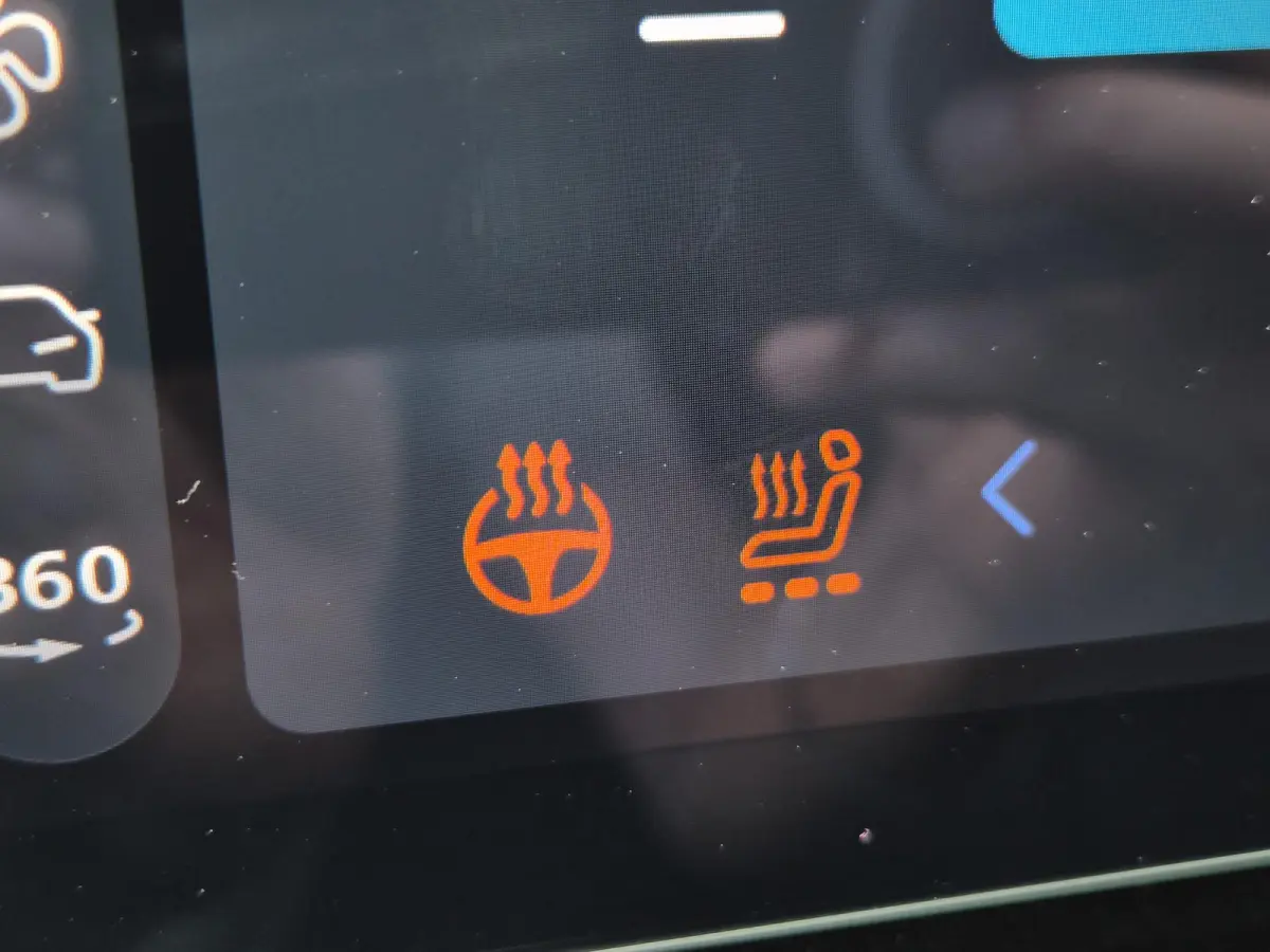 1.5 Luxury / Fabrieksgarantie tot 12-2032<150.000 km / Stuur- & Stoelverwarming / Elektrische achterklep / Rondomzicht camera / Apple Carplay Android Auto / Adaptief cruise control / Draadlo