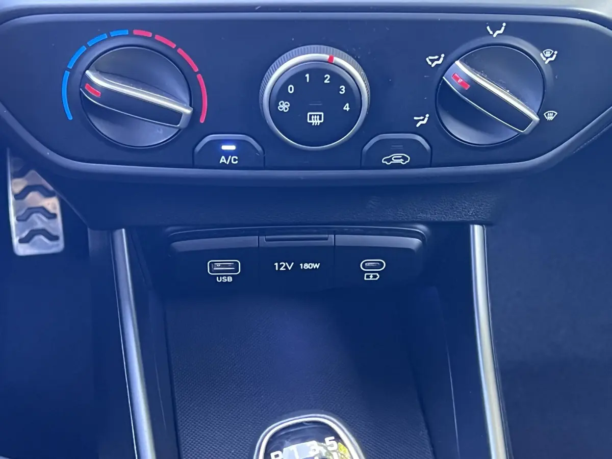 1.0 T-GDI Comfort / Dealer onderhouden / Navigatie / Airco / Apple Carplay  Android /
