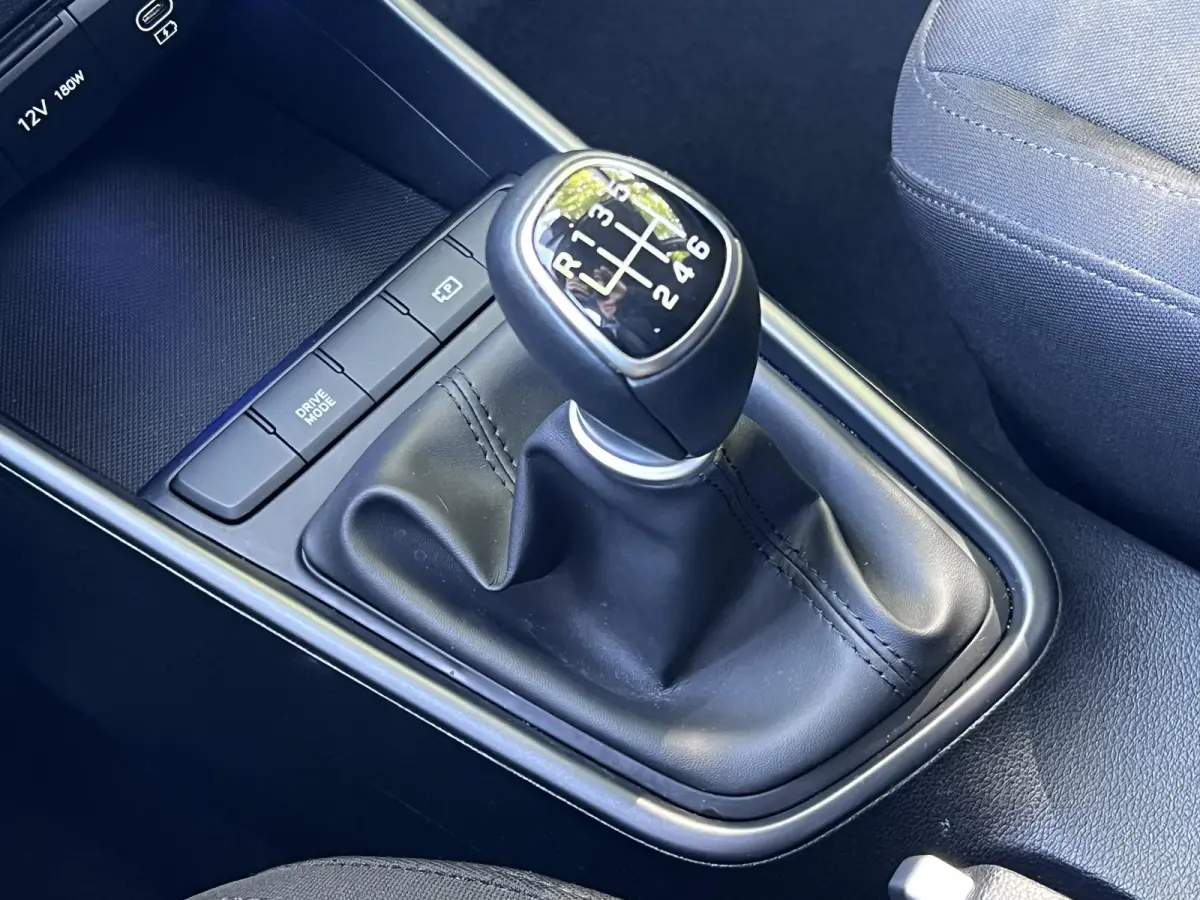 1.0 T-GDI Comfort / Dealer onderhouden / Navigatie / Airco / Apple Carplay  Android /