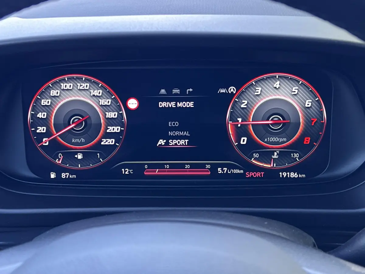 1.0 T-GDI Comfort / Dealer onderhouden / Navigatie / Airco / Apple Carplay  Android /