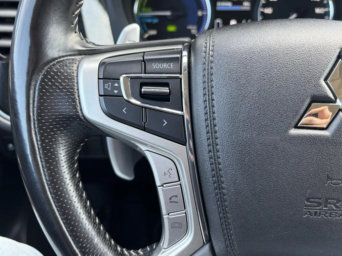2.4 PHEV Intense / Trekhaak ( 1500 kg ) / Apple Carplay/Android Auto / Cruise control / | Apple Carplay/Android Auto | Comfort-tec synthetisch lederen bekleding | LED koplampen