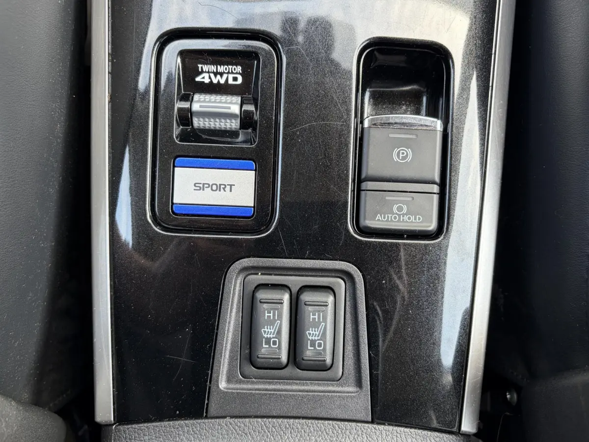 2.4 PHEV Intense / Trekhaak ( 1500 kg ) / Apple Carplay/Android Auto / Cruise control / | Apple Carplay/Android Auto | Comfort-tec synthetisch lederen bekleding | LED koplampen