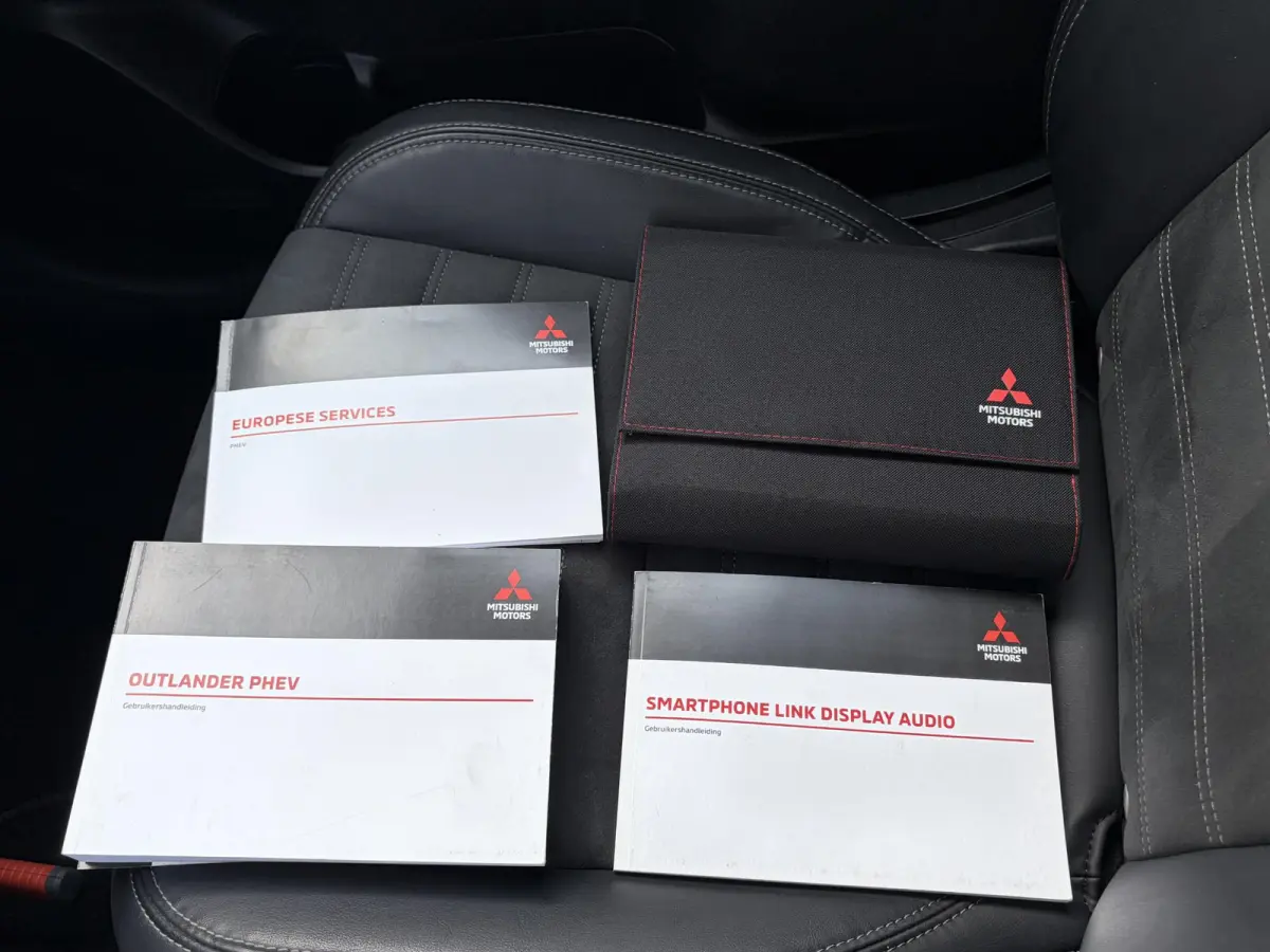 2.4 PHEV Intense / Trekhaak ( 1500 kg ) / Apple Carplay/Android Auto / Cruise control / | Apple Carplay/Android Auto | Comfort-tec synthetisch lederen bekleding | LED koplampen
