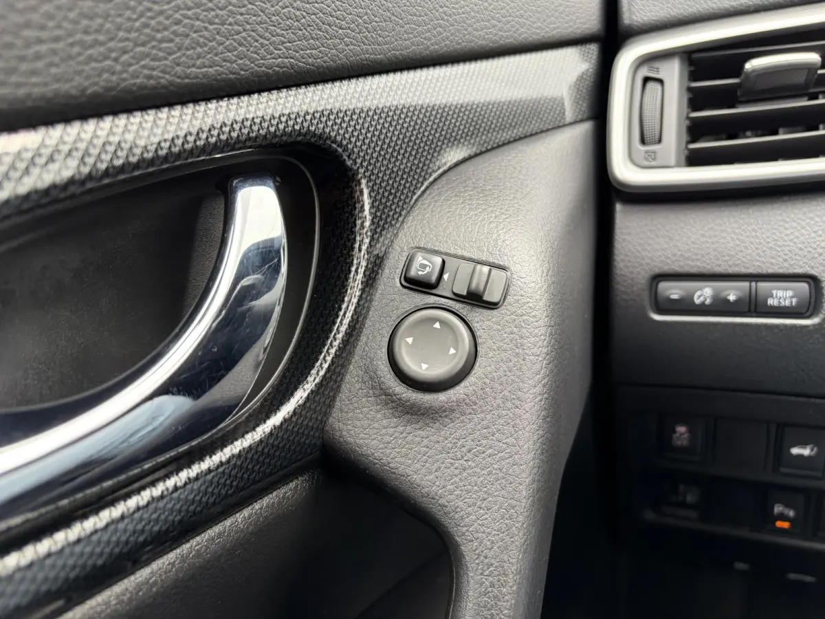 1.6 DIG-T N-Connecta / Trekhaak (  1800 kg ) / Airco (automatisch) / Cruise control /