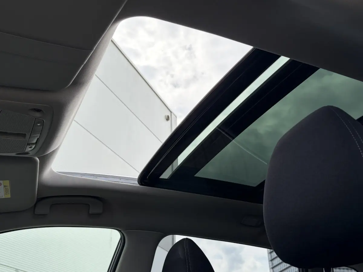 1.6 DIG-T N-Connecta / Trekhaak (  1800 kg ) / Airco (automatisch) / Cruise control /