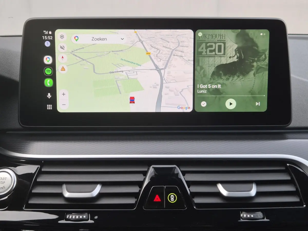 530e xDrive Business Edition Plus / Accu SOH 98% / Drie fase laden / Apple Carplay Android Auto / Trekgewicht 2000 kg / Elektrische achterklep / Achteruitrijcamera / Cruise control / Keyless