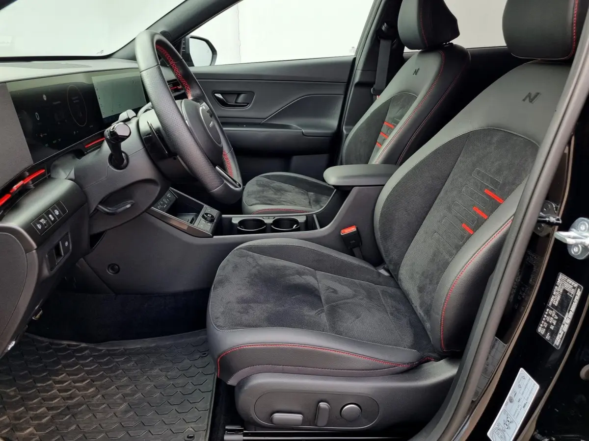 1.6 GDI HEV N Line ** Nu met € 4.500 Voordeel ** Nieuw uit voorraad leverbaar ** | Abyss Black Pearl | Apple Carplay/Android Auto | Audio installatie premium