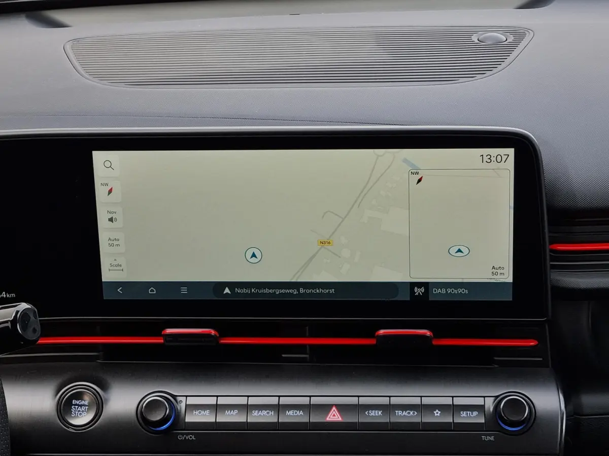 1.6 GDI HEV N Line ** Nu met € 4.500 Voordeel ** Nieuw uit voorraad leverbaar ** | Abyss Black Pearl | Apple Carplay/Android Auto | Audio installatie premium