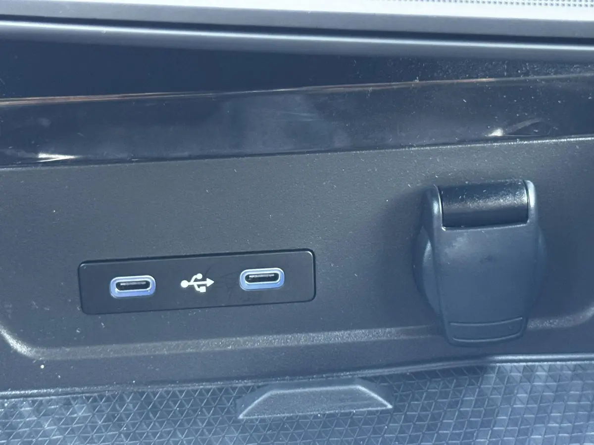 1.2 mild hybrid advanced 130 techno / Apple Carplay & Android Auto / Keyless / 19'' Lichtmetalen Velgen / Navigatie