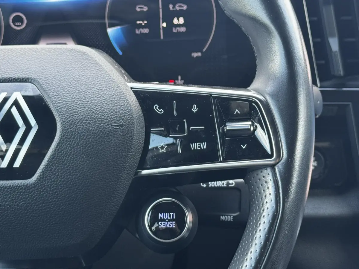 1.2 mild hybrid advanced 130 techno / Apple Carplay & Android Auto / Keyless / 19'' Lichtmetalen Velgen / Navigatie