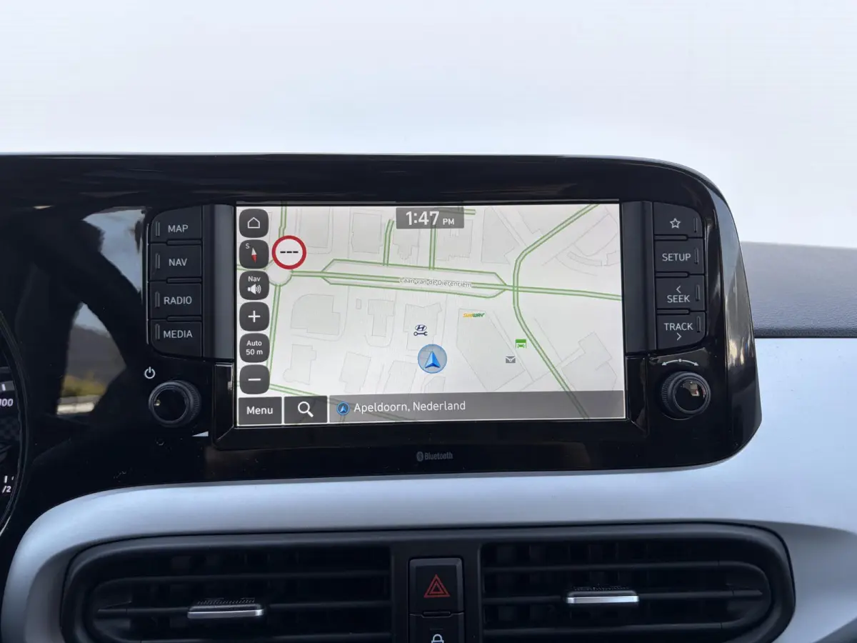 1.0 Premium / Airco / Apple Carplay/Android Auto / Cruise control /