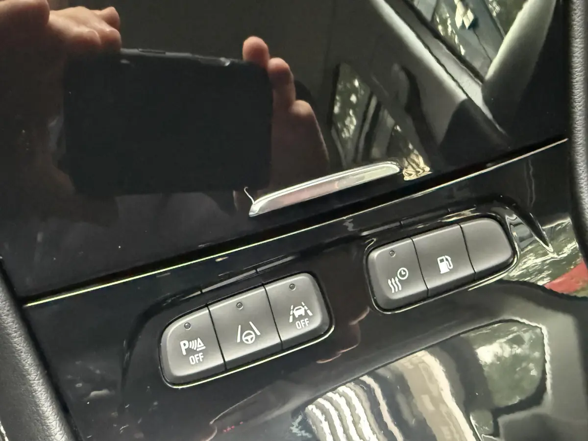 1.6 Turbo Plug-In Hybrid GS | Navigatie | PDC + Camera | Stoel/stuurverwarming | ECC | CarPlay |