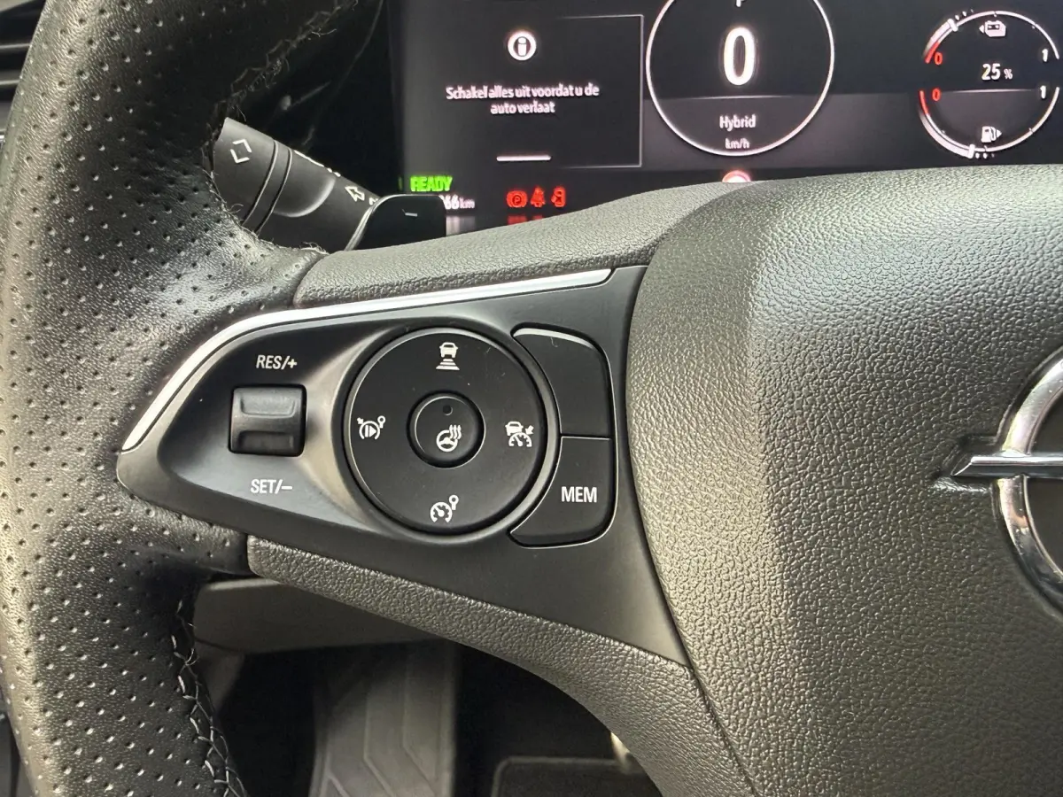 1.6 Turbo Plug-In Hybrid GS | Navigatie | PDC + Camera | Stoel/stuurverwarming | ECC | CarPlay |